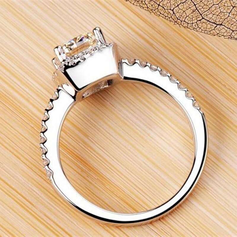 Bague De Promesse Carrée Midi