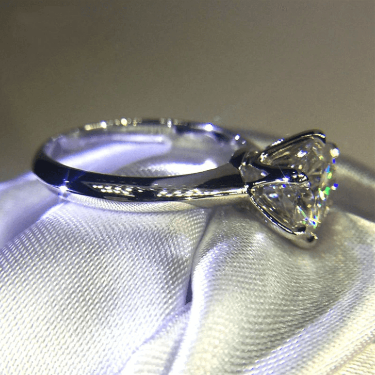 Bague De Promesse En Diamant