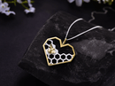 Collier À Cœur En Nid D'Abeille