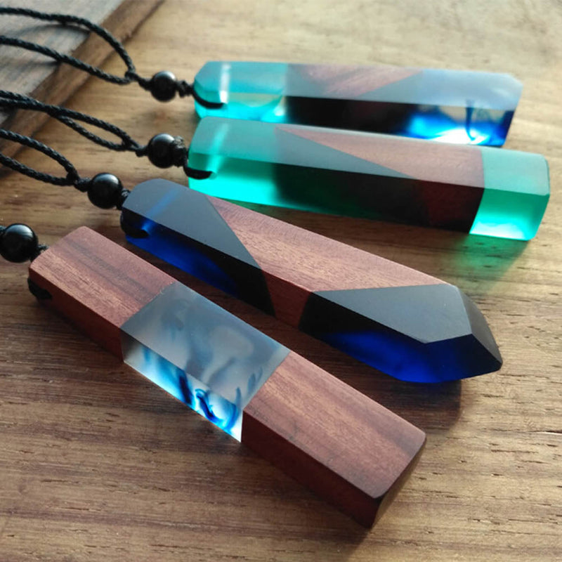 Collier En Résine De Bois