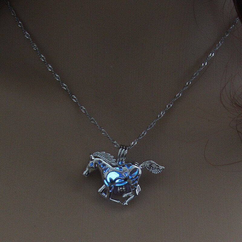 Collier Cheval Phosphorescent
