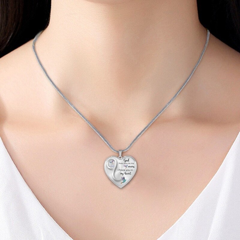 Dieu Vous A Dans Ses Bras Collier Colibri