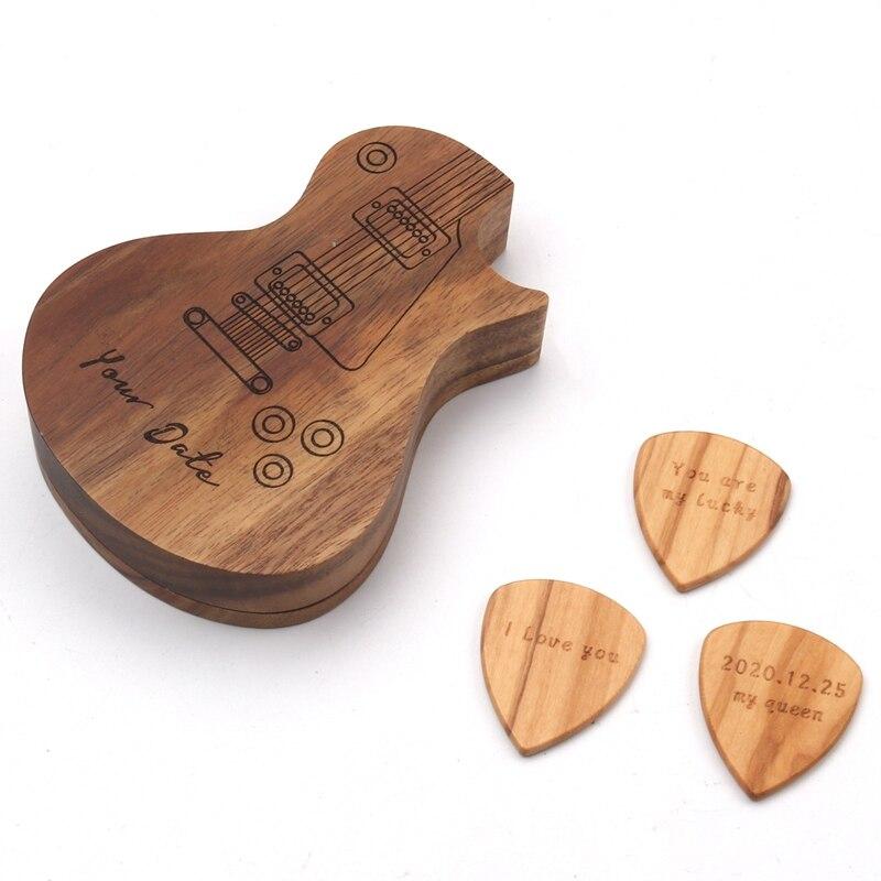 Piques De Guitare En Bois Gravé
