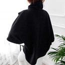 Pull À Col Roulé Asymétrique